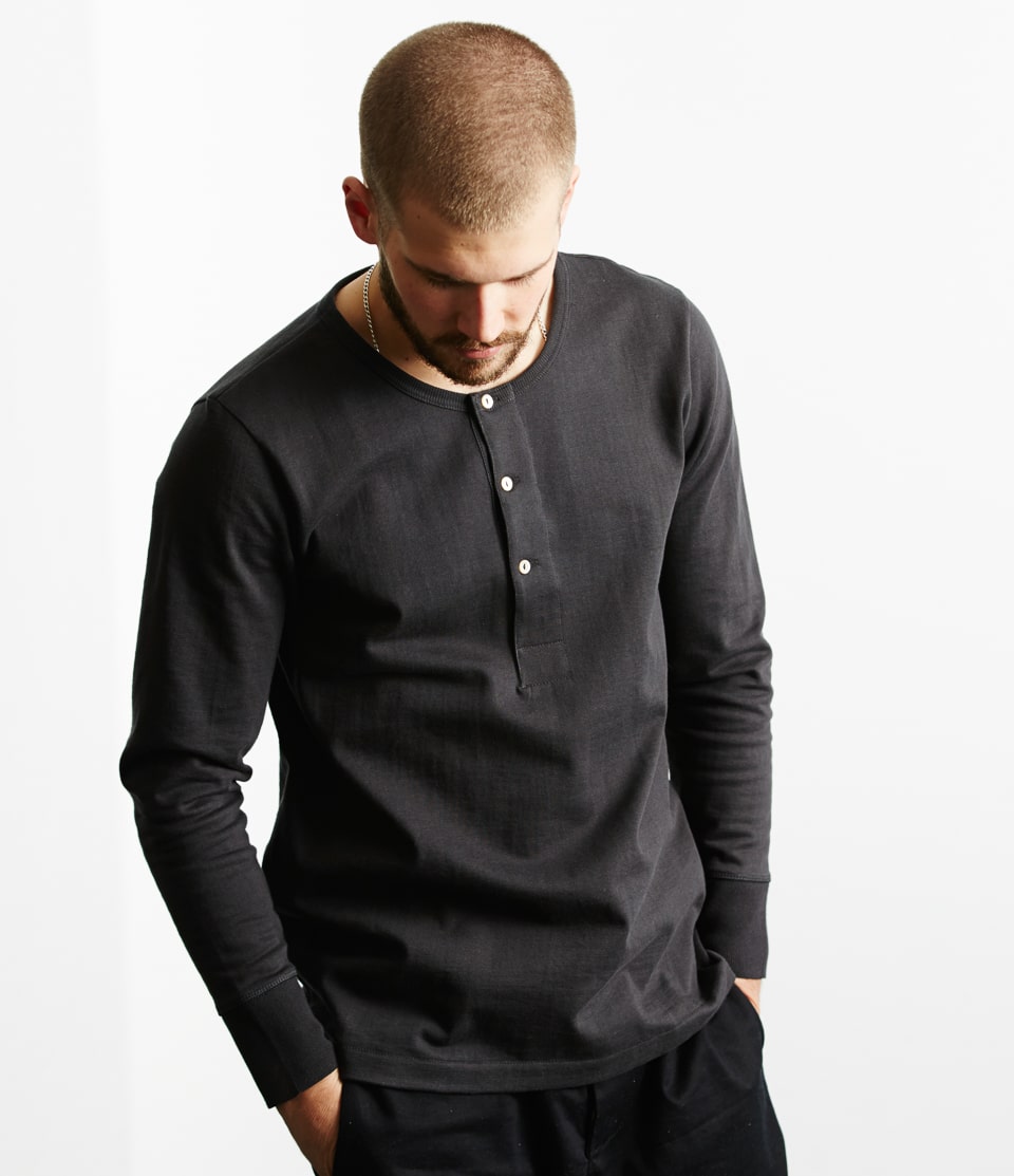 206 MEN'S LOOPWHEELED HENLEY, 245G, CLASSIC FIT